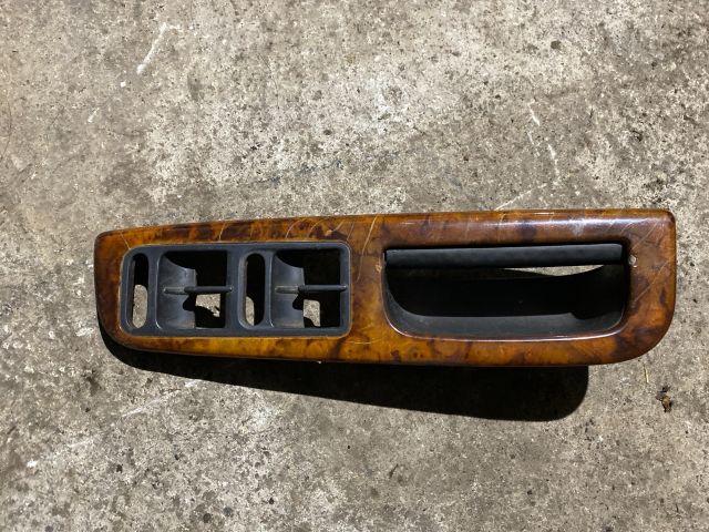 bontott VW PASSAT B5 Bal első Ajtóbehúzó