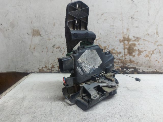 bontott VW PASSAT B5 Bal első Ajtózár