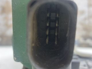 bontott VW PASSAT B5 Bal első Ajtózár