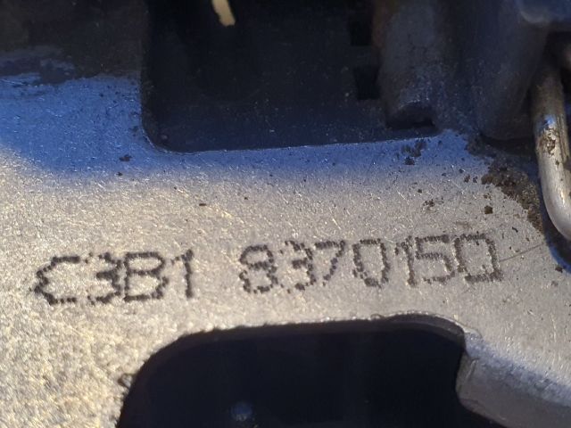 bontott VW PASSAT B5 Bal első Ajtózár