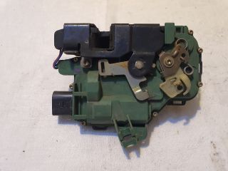 bontott VW PASSAT B5 Bal első Ajtózár