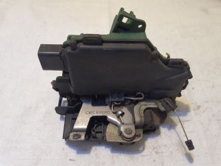 bontott VW PASSAT B5 Bal első Ajtózár