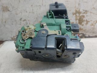 bontott VW PASSAT B5 Bal első Ajtózár