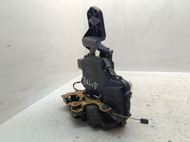 bontott VW PASSAT B5 Bal első Ajtózár