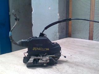 bontott VW PASSAT B5 Bal első Ajtózár