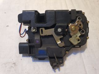 bontott VW PASSAT B5 Bal első Ajtózár