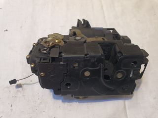 bontott VW PASSAT B5 Bal első Ajtózár