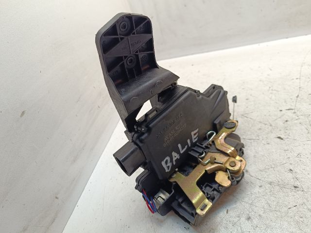 bontott VW PASSAT B5 Bal első Ajtózár