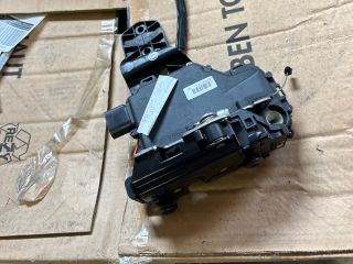 bontott VW PASSAT B5 Bal első Ajtózár