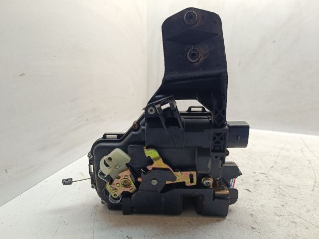 bontott VW PASSAT B5 Bal első Ajtózár