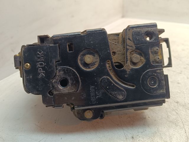 bontott VW PASSAT B5 Bal első Ajtózár