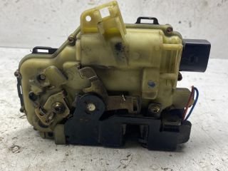 bontott VW PASSAT B5 Bal első Ajtózár