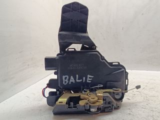 bontott VW PASSAT B5 Bal első Ajtózár