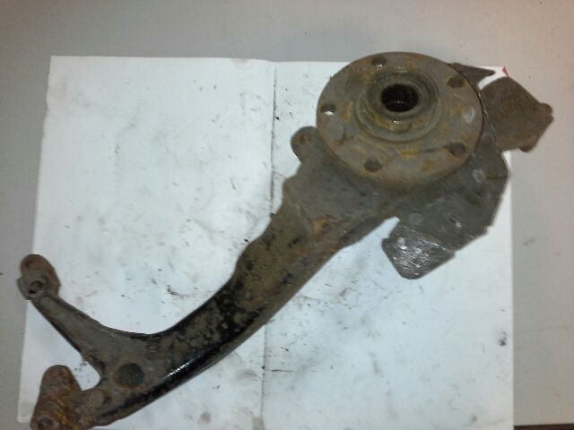 bontott VW PASSAT B5 Bal első Csonkállvány Kerékaggyal