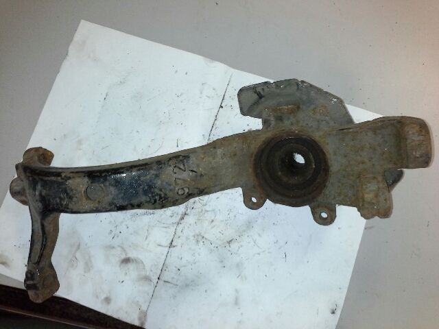 bontott VW PASSAT B5 Bal első Csonkállvány Kerékaggyal