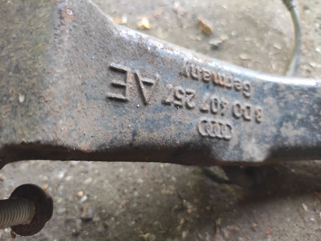 bontott VW PASSAT B5 Bal első Csonkállvány Kerékaggyal