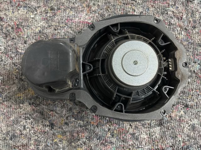 bontott VW PASSAT B5 Bal első Hangszóró