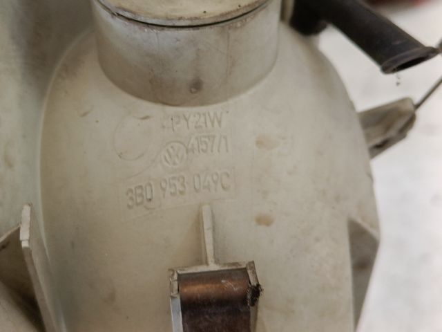 bontott VW PASSAT B5 Bal első Irányjelző