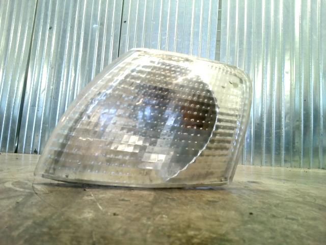 bontott VW PASSAT B5 Bal első Irányjelző