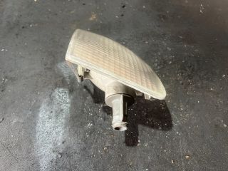 bontott VW PASSAT B5 Bal első Irányjelző