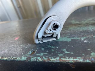 bontott VW PASSAT B5 Bal első Kapaszkodó (Felső)