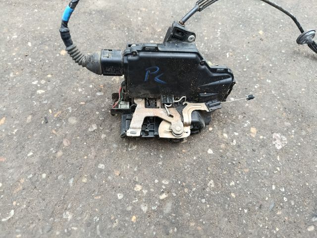 bontott VW PASSAT B5 Bal első Központizár Motor