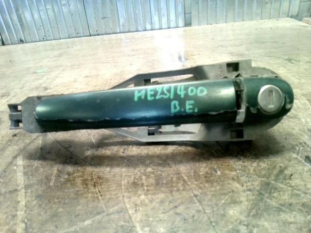 bontott VW PASSAT B5 Bal első Külső Kilincs