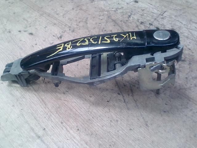 bontott VW PASSAT B5 Bal első Külső Kilincs