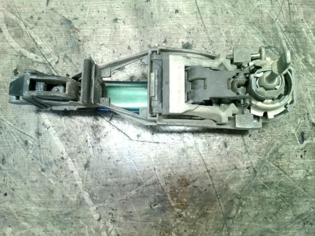 bontott VW PASSAT B5 Bal első Külső Kilincs