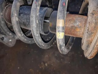 bontott VW PASSAT B5 Bal első Lengéscsillapító