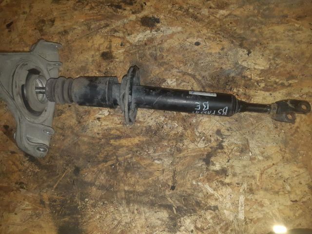 bontott VW PASSAT B5 Bal első Lengéscsillapító