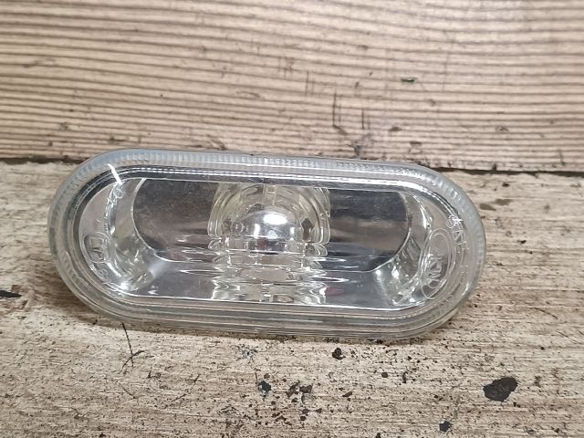 bontott VW PASSAT B5 Bal első Sárvédő Irányjelző