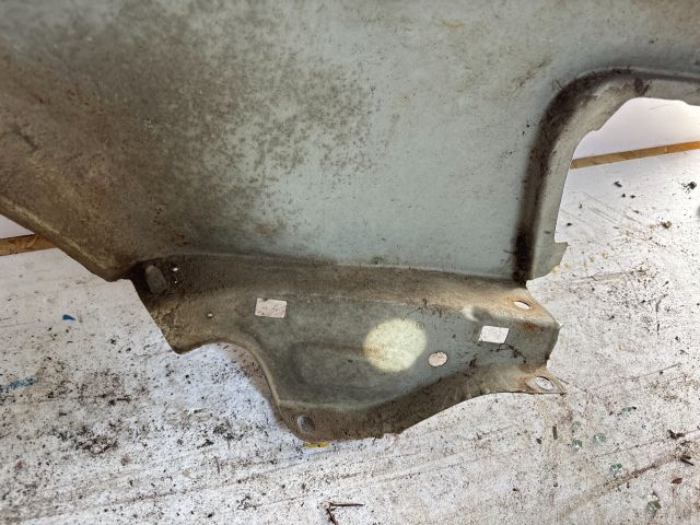 bontott VW PASSAT B5 Bal első Sárvédő