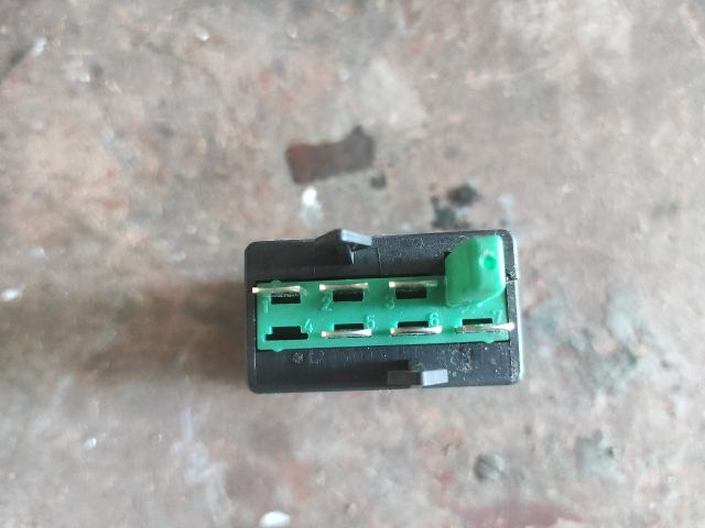 bontott VW PASSAT B5 Bal első Ülésfűtés Kapcsoló