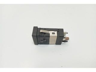 bontott VW PASSAT B5 Bal első Ülésfűtés Kapcsoló