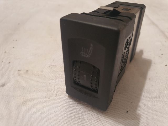 bontott VW PASSAT B5 Bal első Ülésfűtés Kapcsoló