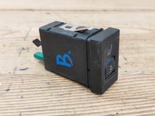 bontott VW PASSAT B5 Bal első Ülésfűtés Kapcsoló