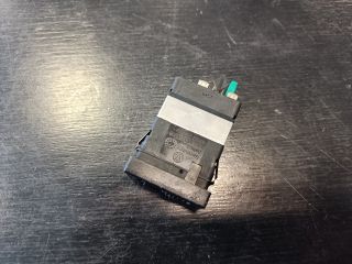 bontott VW PASSAT B5 Bal első Ülésfűtés Kapcsoló