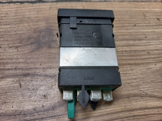 bontott VW PASSAT B5 Bal első Ülésfűtés Kapcsoló