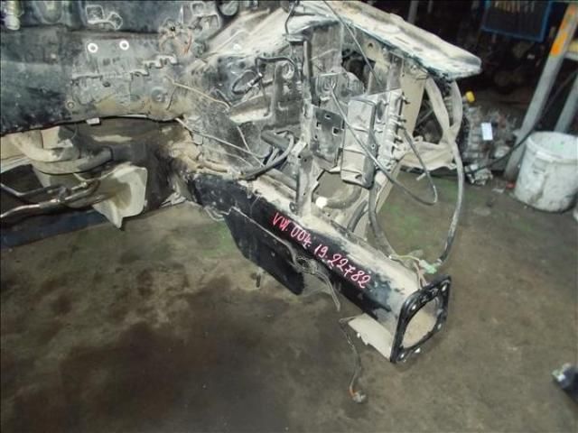 bontott VW PASSAT B5 Bal első Ütközéscsillapító