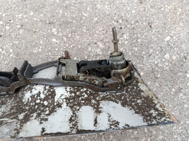 bontott VW PASSAT B5 Bal első Zárbetét