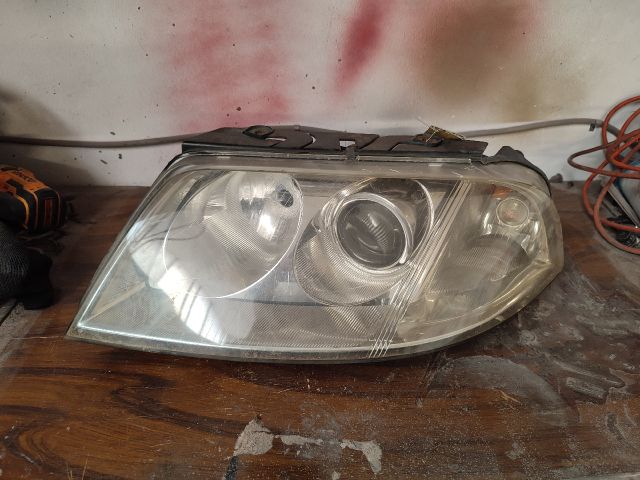 bontott VW PASSAT B5 Bal Fényszóró