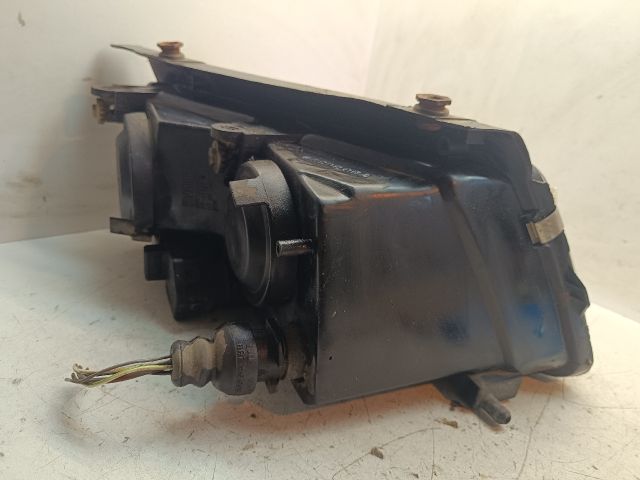 bontott VW PASSAT B5 Bal Fényszóró