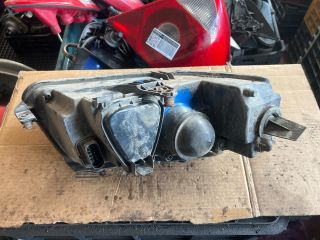 bontott VW PASSAT B5 Bal Fényszóró