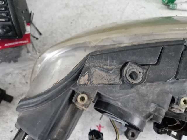 bontott VW PASSAT B5 Bal Fényszóró