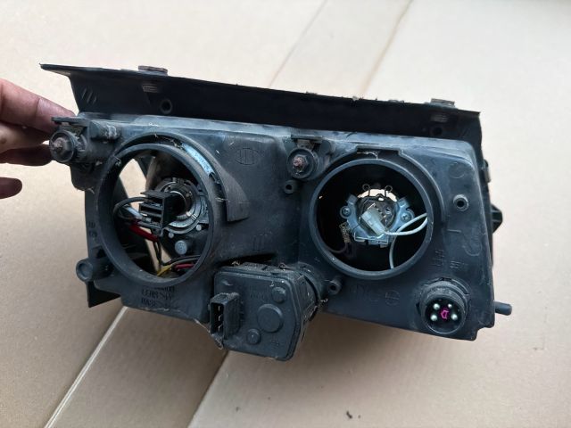 bontott VW PASSAT B5 Bal Fényszóró
