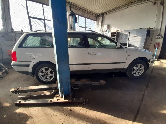 bontott VW PASSAT B5 Bal Fényszóró