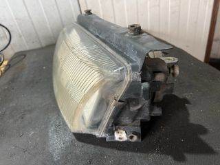 bontott VW PASSAT B5 Bal Fényszóró