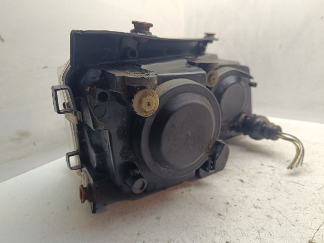 bontott VW PASSAT B5 Bal Fényszóró