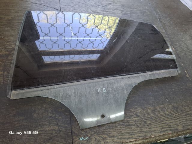 bontott VW PASSAT B5 Bal hátsó Ablak